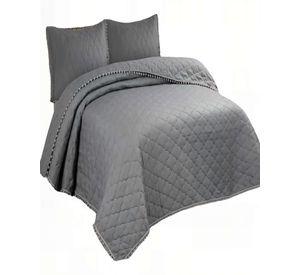 CUBRECAMA 1,5 PLAZA CON DETALLES DE POMPONES COLOR GRIS