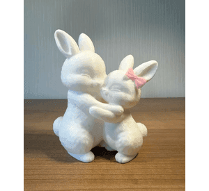 Figura decorativa - Conejos tiernos abrazándose
