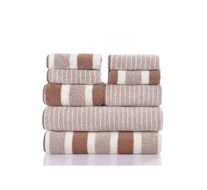 Set de 8 Toallas Rayadas Ultra Absorbentes – Estilo Spa Marron