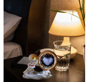 Lampara Astronauta Bola Cristal 3d Hogar Dormitorio Lau