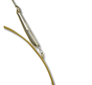 Espejo colgante de metal con acabado en dorado 80 cm