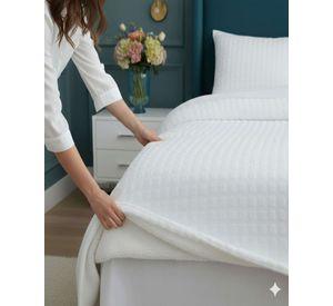 Cubrecama Premium Plush con Chiporro 2 Plazas blanco
