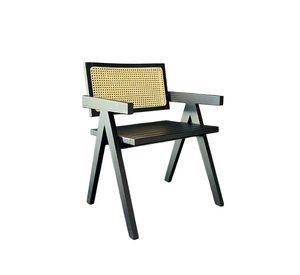 Silla Aurora Plus con Apoyabrazos en Madera de Fresno Negra y Respaldo de Ratán Natural