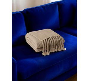 MANTA CON FLECOS DE SOGA TRENZADOS CHENILLE COLOR CAFÉ CLARO