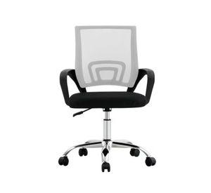 Combo 1 Escritorio Wengue + Silla New York Negra y Blanca