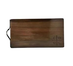 TABLA MADERA LOGO UNIVERSIDAD CATOLICA