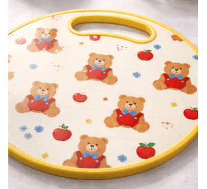 Tabla De Picar Plastica Redonda 30cm Con Estampado Infantil Oso