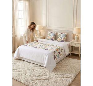 Piecera de Cama Texturizada con Bordado Botanico P10