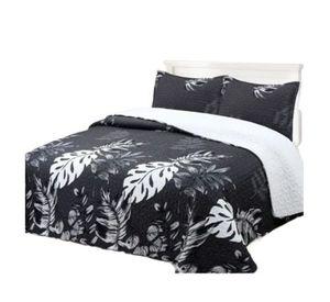 Cubrecama Sherpa King - Negro Hojas M917