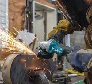 Esmeril Angular 115mm (4-1/2) Inalámbrico Makita DGA454RFE