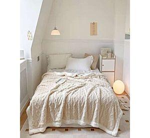 Frazada Exclusive 2 Plazas: Elegancia Texturizada y Confort Térmico BEIGE CLARO
