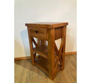 Mesa de arrimo con un cajón
