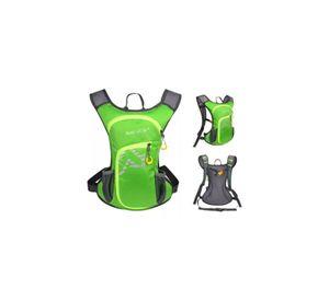Mochila outdoor trekking + bolsa de agua color verde
