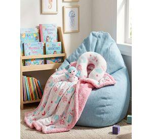 Set Manta Infantil Sherpa y Cojín de Cuello A4