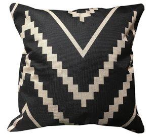Cojín Tribal 45 x 45 cm.