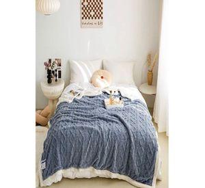 FRAZADA MANTA DE PLUSH Y SHERPA EXTRA SUAVES TP23