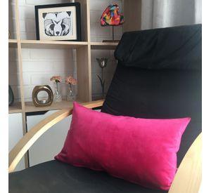 COJIN DECORATIVO DISEÑO SUAVE ROSA FUCSIA 50X30 RELLENO