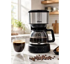Cafetera programable Oster® 8 tazas en acero inoxidable BVSTDC10SS