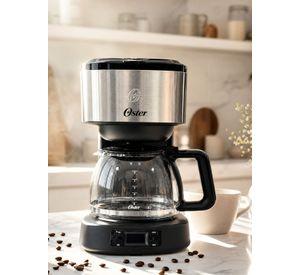 Cafetera programable Oster® 8 tazas en acero inoxidable BVSTDC10SS