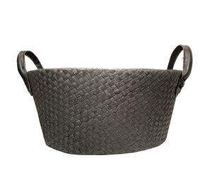 Cesta negra