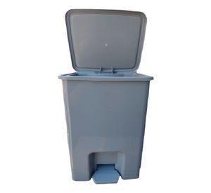 Basurero 15 lts Luster Gris con Tapa y Pedal