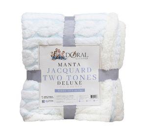 Manta Jacquard Two Tones blanco 127x152 cm