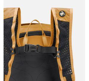 Mochila Peso Pluma 25L Mostaza Haka Honu V26