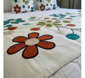 Set De Pieceras Bordadas + Fundas