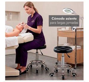 Taburete Profesional Regulable con Ruedas