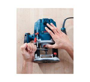 FRESADORA BOSCH GOF 130 220V - 1300W